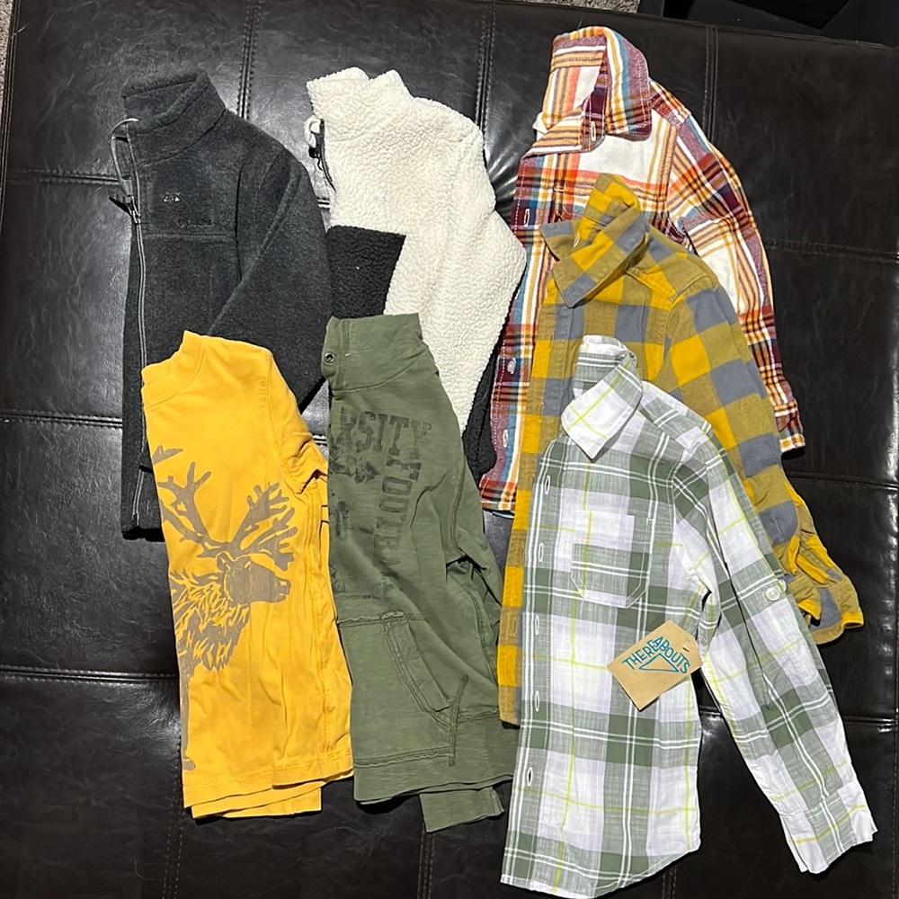 Lot of 7 fall/winter boy clothes